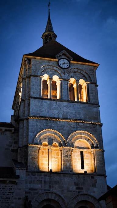 Petite Maison De Village Ebreuil Екстер'єр фото